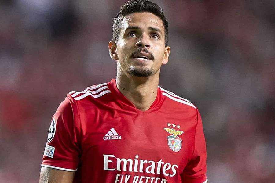 Lucas Veríssimo está de saída do Benfica