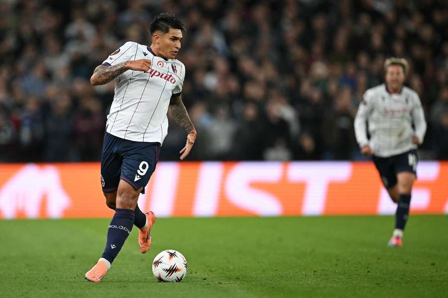 Santiago Castro, avançado do Bolonha