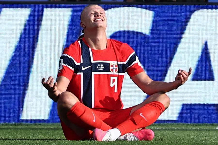 Haaland fez uma estreia dos sonhos em Copas do Mundo Haaland fez uma estreia dos sonhos em Copas do Mundo