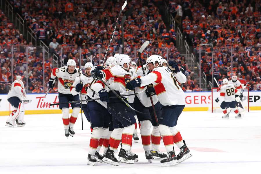 Panthers wyrównali stan finałowej rywalizacji. Dwie dogrywki i dramaturgia w końcówce