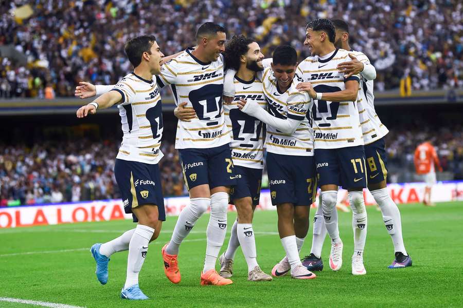 Los Pumas tumban al Pachuca.