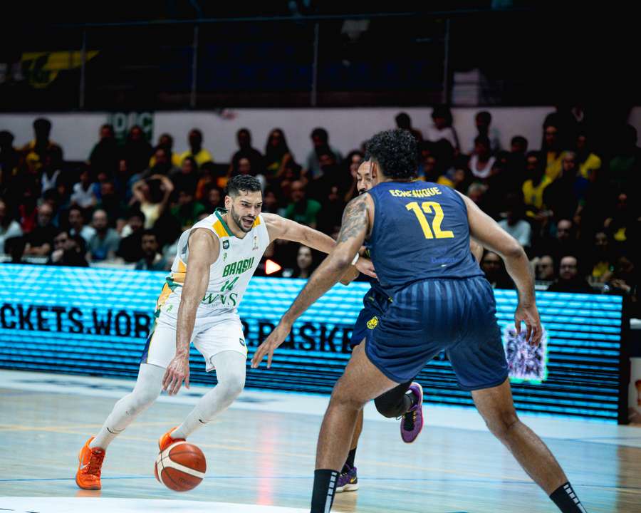 Léo Meindl foi um dos destaques da partida, com 16 pontos