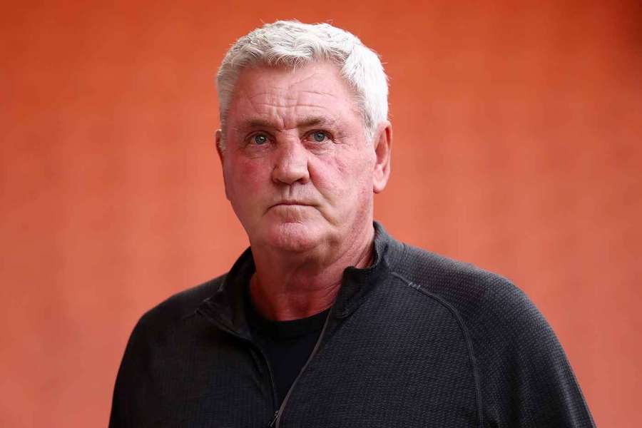 DRAFT Exclusive: Bruce on how Hull can survive, Man Utd are not ready to challenge for the title DRAFT DRAFT Exclusive: Bruce on how Hull can survive, Man Utd are not ready to challenge for the title DRAFT