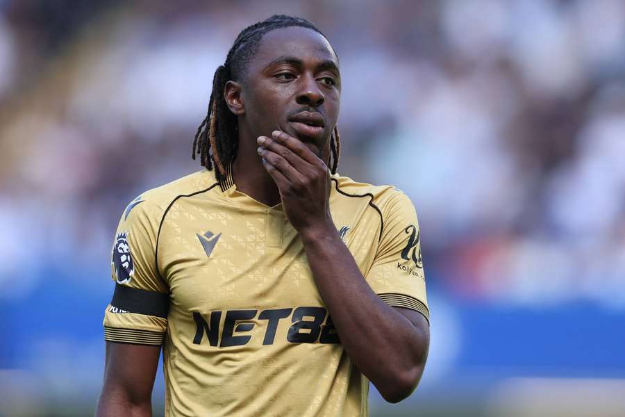 Tottenham dotahuje příchod Eberechiho Ezeho z Crystal Palace.