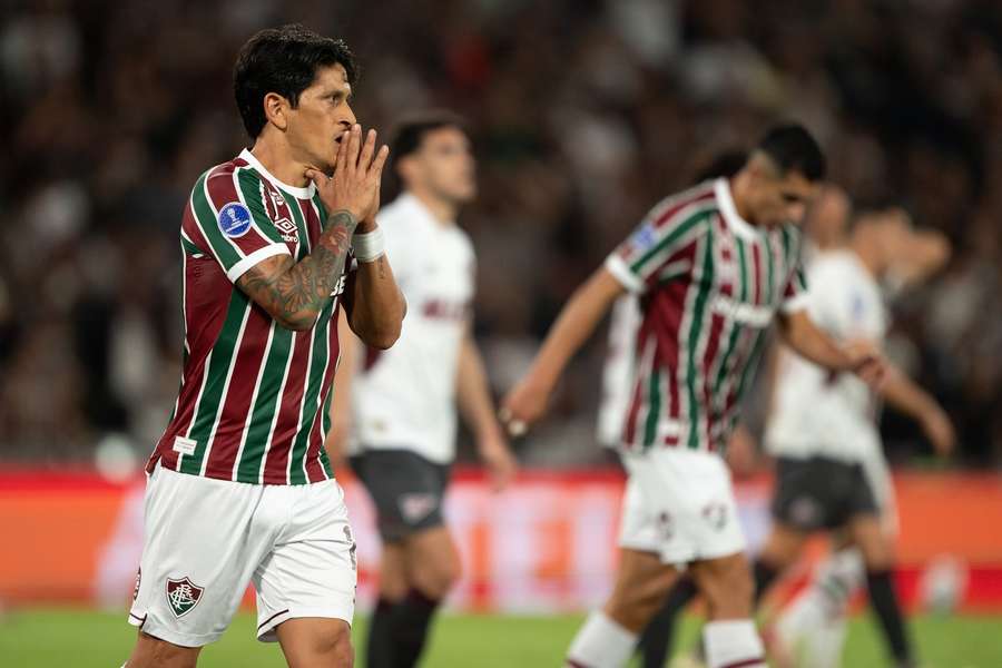 Cano reencontra Zubeldia no Fluminense