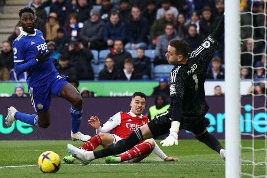 Gabriel Martinelli a adus victoria pentru Arsenal în duelul cu Leicester Gabriel Martinelli a adus victoria pentru Arsenal în duelul cu Leicester