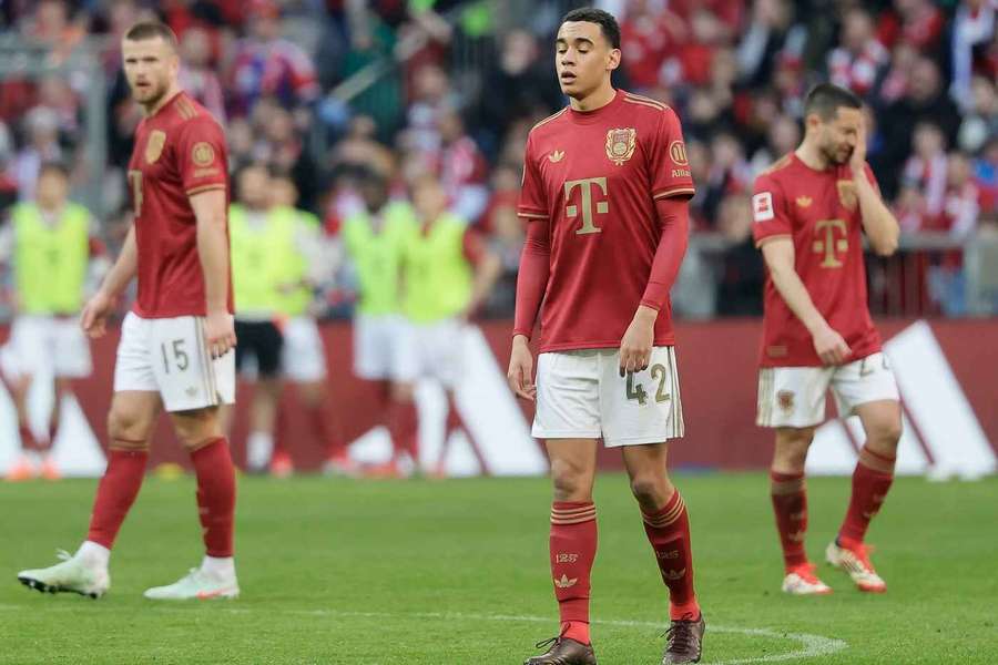 Bayern foi castigado após começar duelo com importantes peças no banco