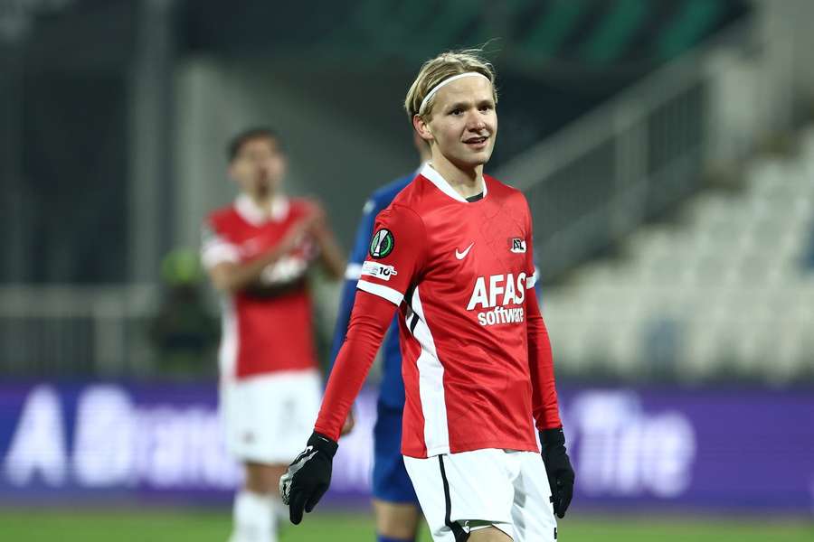 Matěj Šín si za Alkmaar zahrál 16 minut. 