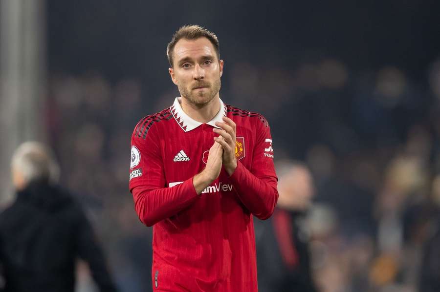 Eriksen voltou a jogar há seis meses depois de receber um dispositivo para controlar os batimentos do seu coração