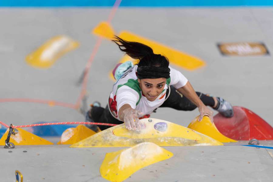 Elnaz Rekabi, en pleno ejercicio.