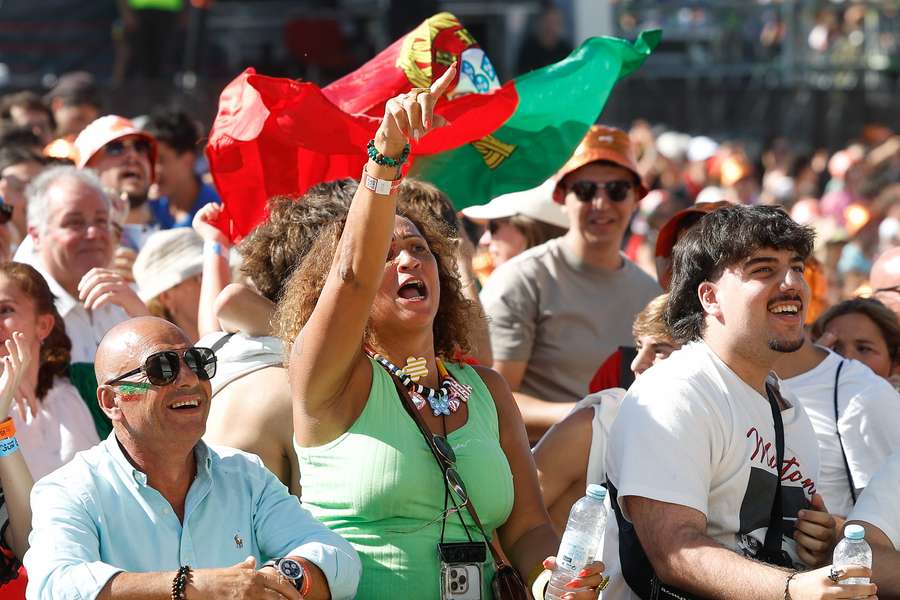 Festa portuguesa com triunfo diante da Turquia