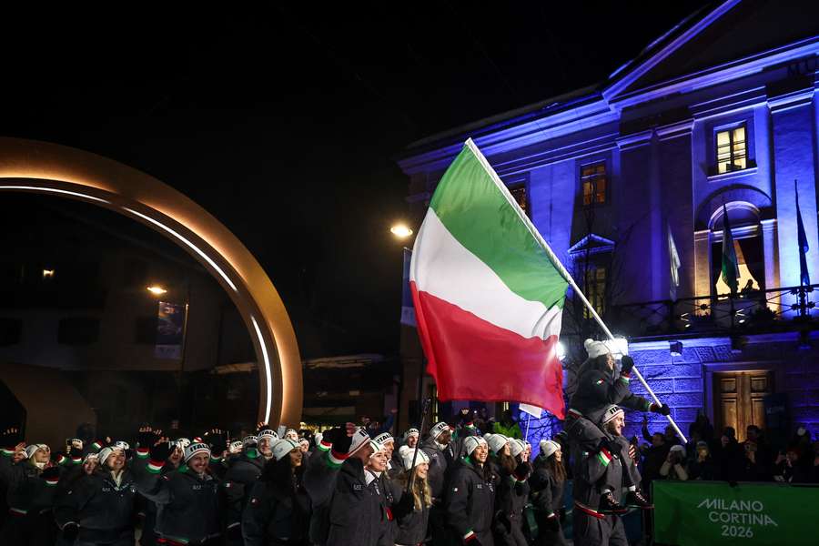 La délégation italienne lors de la cérémonie d'ouverture.