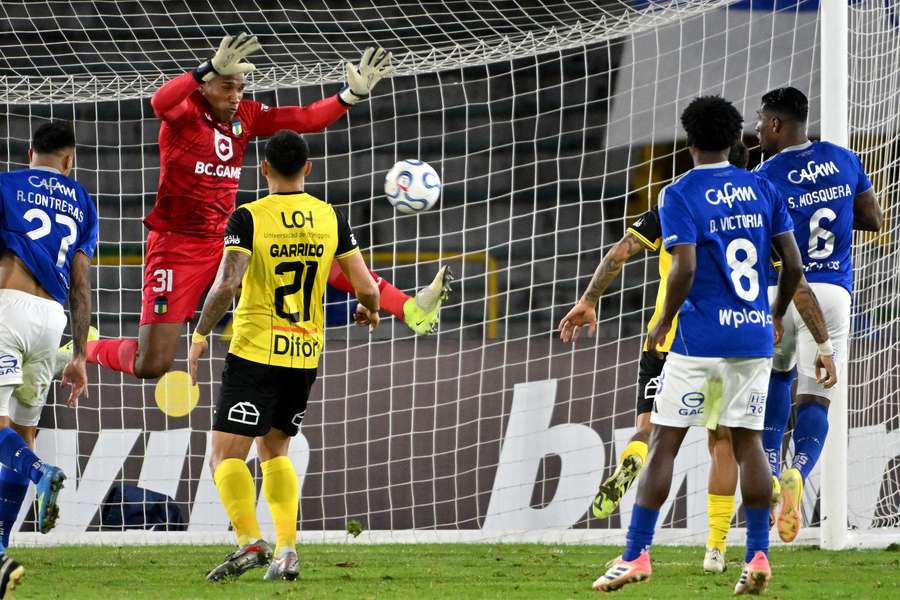 Millonarios es uno de los clubes que exige mejoras Millonarios es uno de los clubes que exige mejoras
