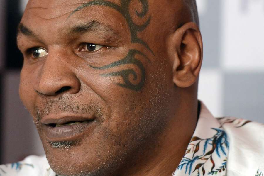 Mike Tyson est accusé d'avoir violé une femme dans une limousine.
