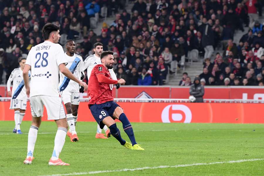 Olivier Giround against Paris FC Olivier Giround against Paris FC