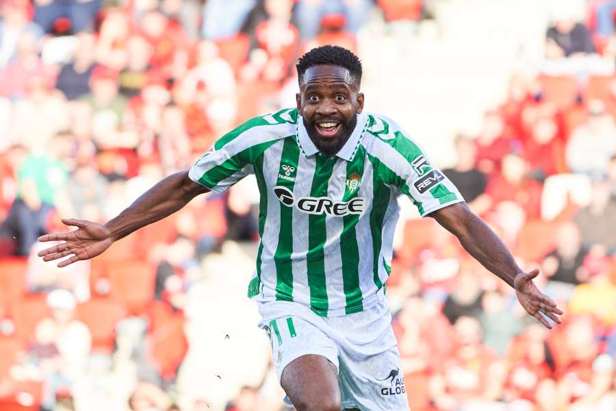 El Mallorca se queda sin premio y el Betis sonríe.