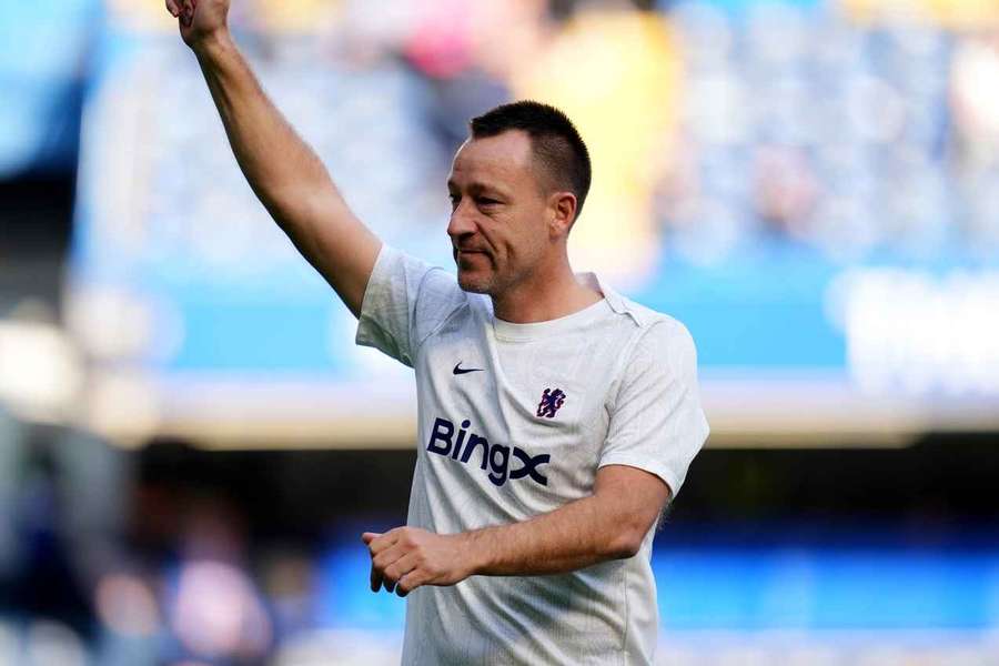 Chelsea legend Terry in frame for Oxford job Chelsea legend Terry in frame for Oxford job