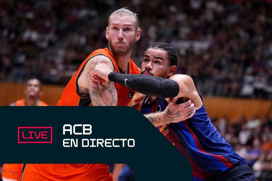 Dylan Osetkowski ante Olivier Nkamhoua en el Valencia Basket-Barça de la pasada Supercopa Endesa Dylan Osetkowski ante Olivier Nkamhoua en el Valencia Basket-Barça de la pasada Supercopa Endesa