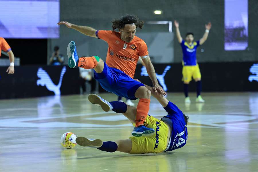 Nun'Álvares é o primeiro semifinalista