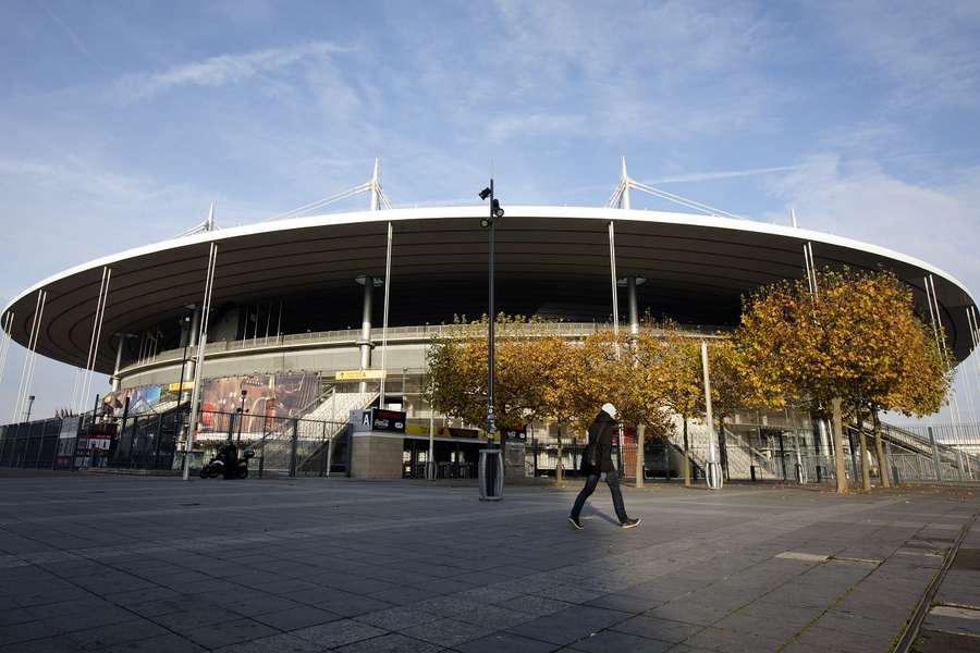 De capaciteit van het Stade de France ligt 33.000 hoger dan het Parc des Princes