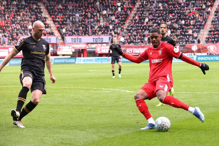 Myron Boadu was pas zevenmaal actief voor FC Twente en stond één keer in de basis