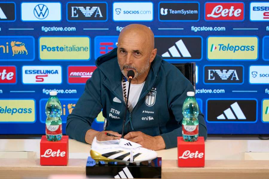 Luciano Spalletti speaks during his press conference