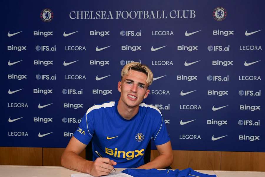 OJesse Derry renovou com o Chelsea até 2032 OJesse Derry renovou com o Chelsea até 2032