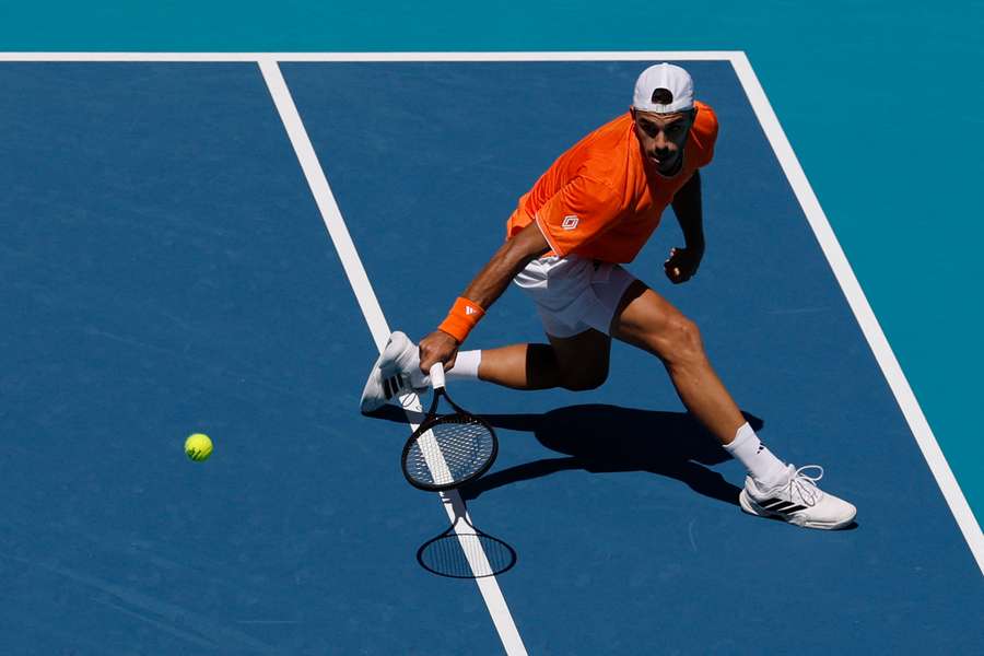 Medvedev ousted by Cerundolo at Miami Open