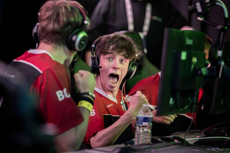 Foto de archivo de un 'gamer'