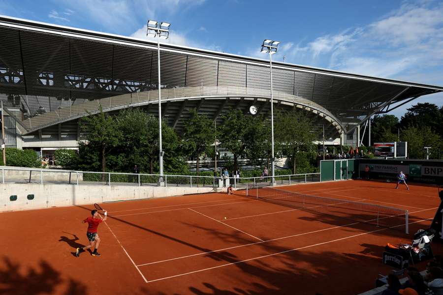 Roland Garros: Zeppieri cede in 5 set a Kokkinakis