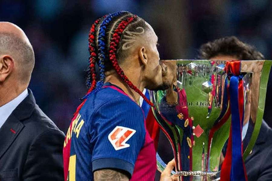 Nejlepším fotbalistou španělské ligy byl vyhlášen Raphinha z Barcelony
