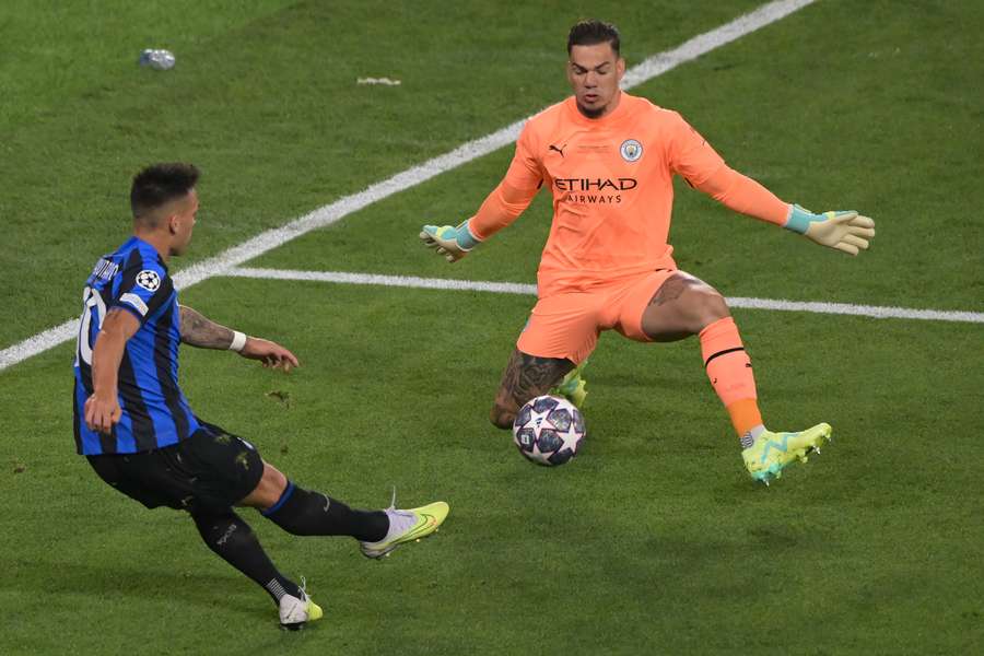Au retour des vestiaires, Lautaro Martinez a failli donner l'avantage à l'Inter dans un angle fermé.