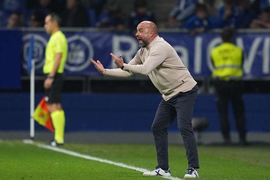 Manolo González é o treinador do Espanhol Manolo González é o treinador do Espanhol