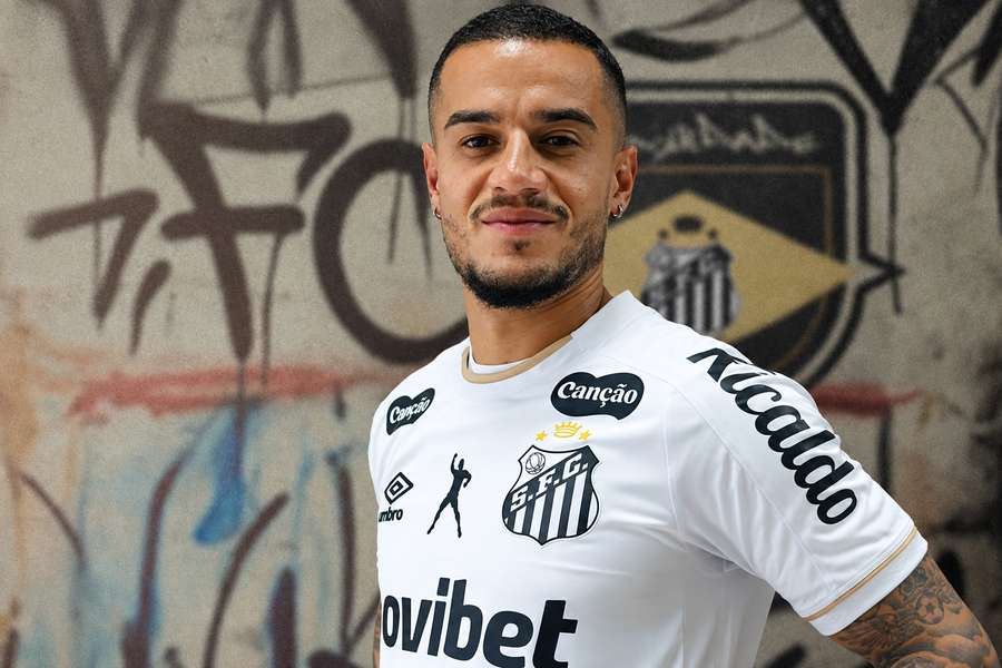 Coutinho chega ao Peixe após passar 6 meses sem clube Coutinho chega ao Peixe após passar 6 meses sem clube