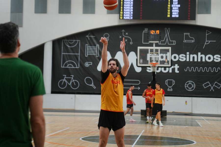 Miguel Queirós no treino de Portugal