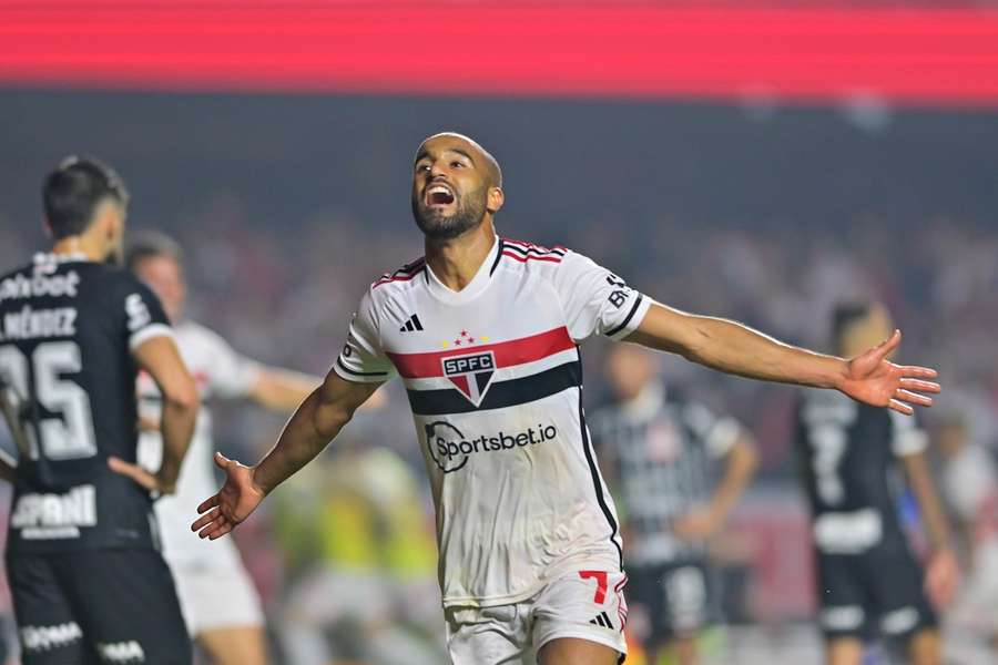 Lucas Moura teve uma grande atuação contra o Corinthians