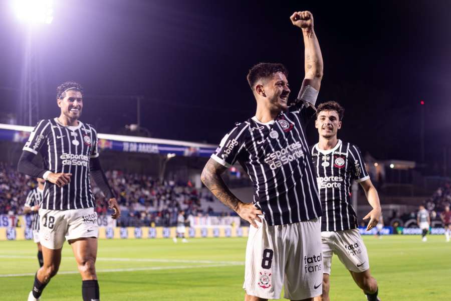 Corinthians vem de vitória contra o Bragantino Corinthians vem de vitória contra o Bragantino