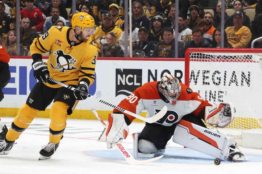 Vladař se podepsal pod druhý gól Pittsburghu.