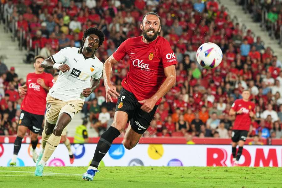 Muriqi, internațional pentru Kosovo, va lipsi de la meciul Mallorca-Cádiz.