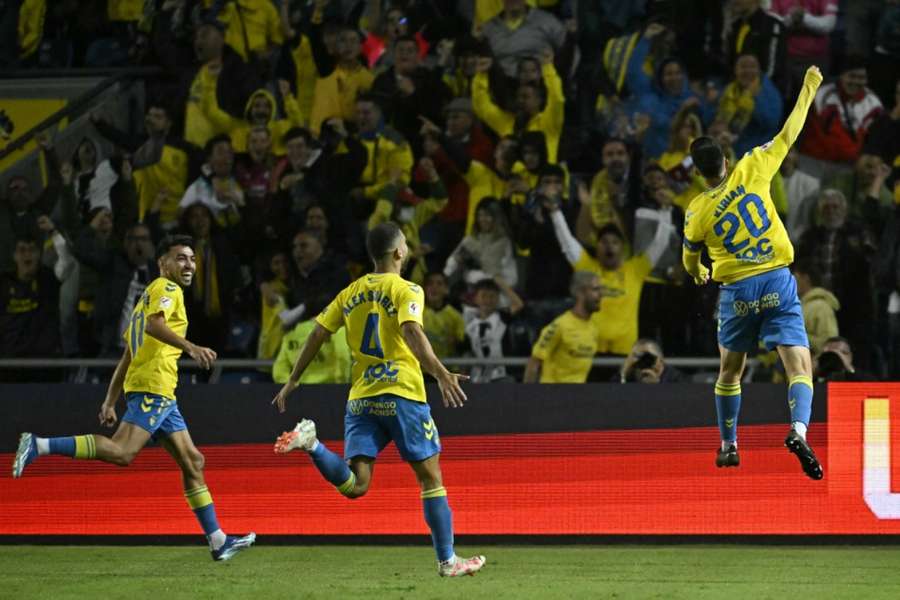 Hráči Las Palmas překvapivě porazili Atlético 2:1.