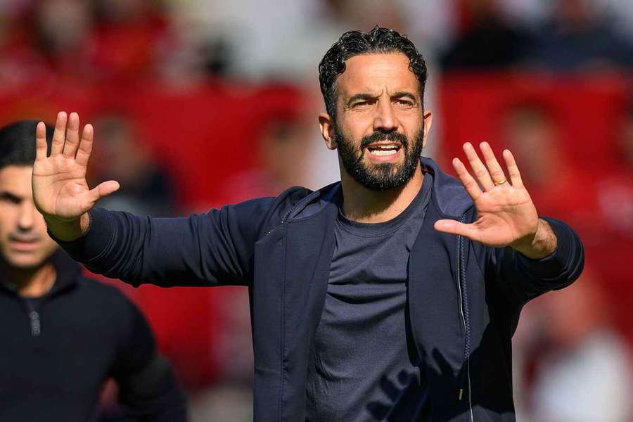 Ruben Amorim esteve 14 meses no comando técnico do Manchester United