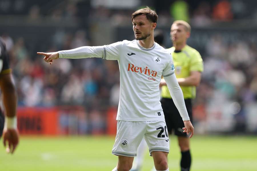 Leicester complete Liam Cullen signing from Swansea City Leicester complete Liam Cullen signing from Swansea City