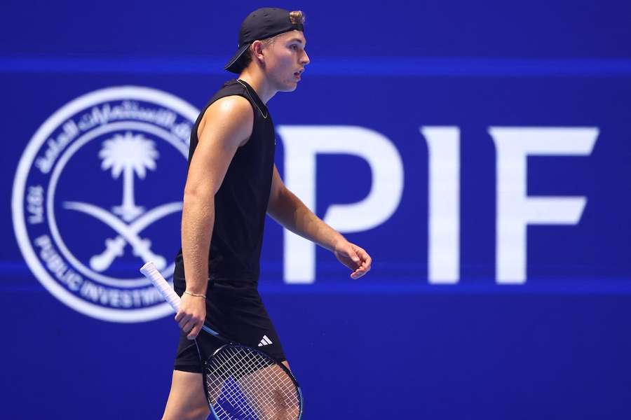 Justin Engel hat auch das zweite Spiel bei den Next Gen Finals verloren. Justin Engel hat auch das zweite Spiel bei den Next Gen Finals verloren.