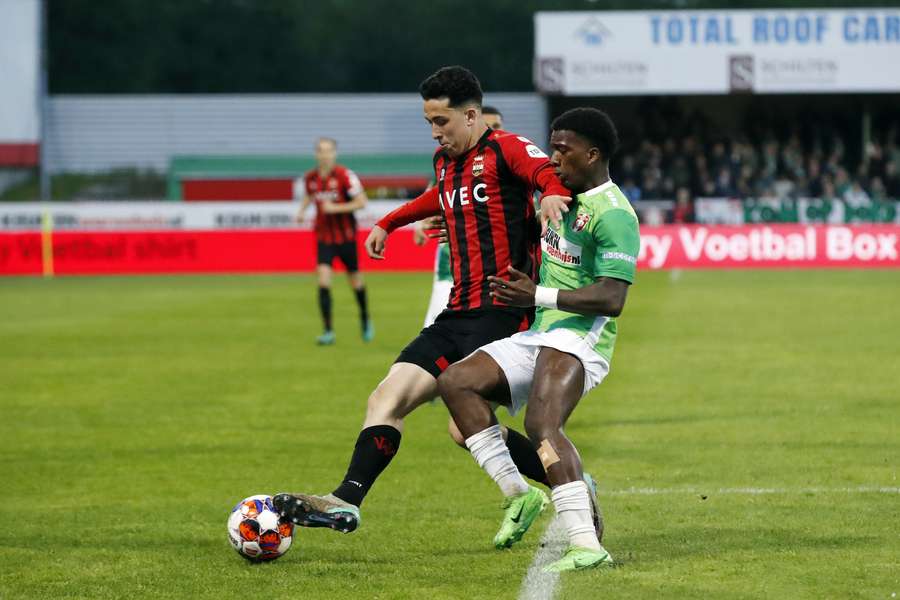 Shiloh 't Zand (R) speelde afgelopen seizoen voor FC Dordrecht