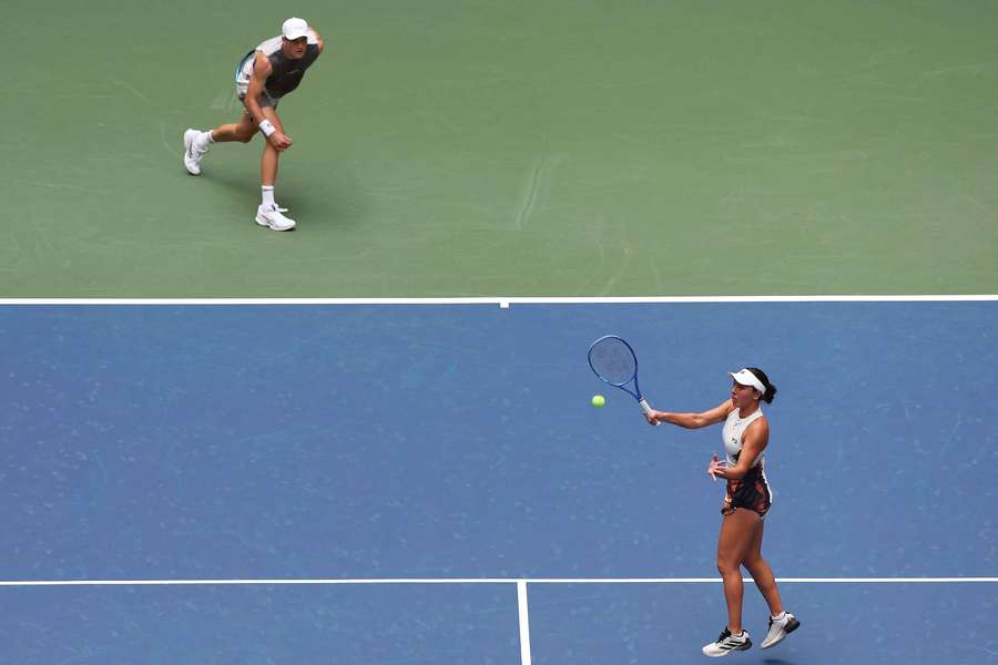 Tenis Flash: Zieliński i Piter z awansami, Chwalińska i Klimovicova walczą o US Open