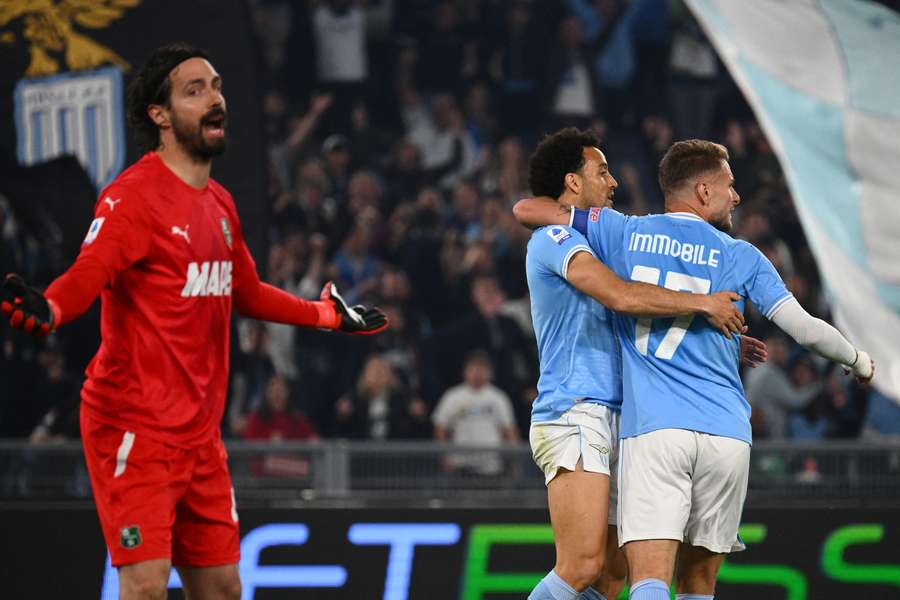 Lazio oslavilo výhru 2:0.