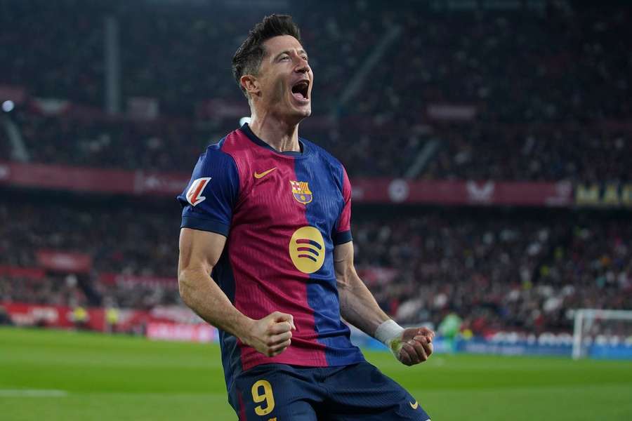 Lewandowski marcou 31 gols em 33 jogos em todas as competições pelo Barcelona da temporada