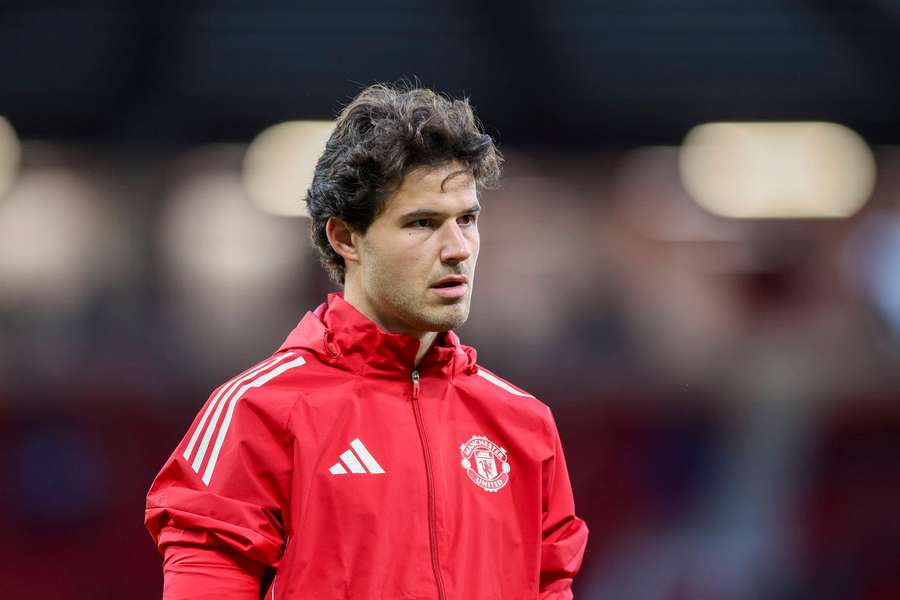 How Senne Lammens Is Settling at Man United Revealed as Wait for Debut  Continues - TribalFootball.com