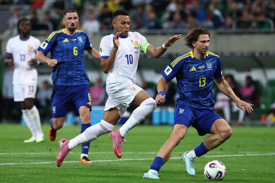 Francja rozpoczyna kwalifikacje od zwycięstwa we Wrocławiu, gole Olise i Mbappe
