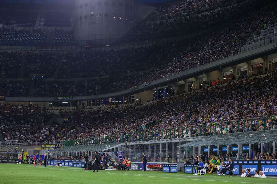 San Siro foi remodelado para a Copa do Mundo de 1990